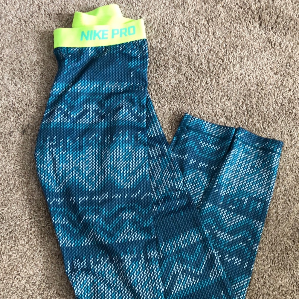 Nike leggings